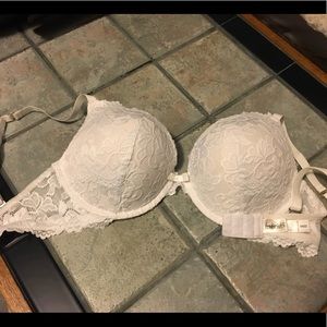 Lace push-up bra